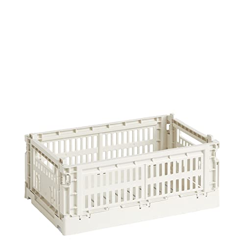 Hay Transportbox Colour Crate S aus recyceltem Polypropylen in der Farbe Off-white von HAY