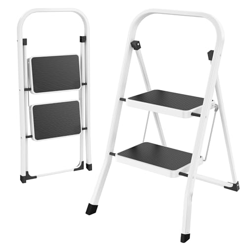 HBTower Trittleiter 2 Stufen klappbar, Faltbare Leiter aus Stahllegierung, rutschfeste Pedale, nur 4,5 cm dünn gefaltet, 150 kg belastbar, kein Aufbau nötig – für Küche, Garage & Büro von HBTower