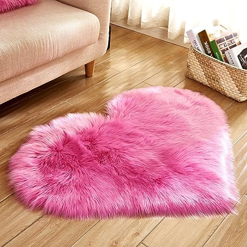 Plüsch Herzförmiger Teppich, Luxuriöse Weiche Flauschige Imitation Wolle Kein Verschütten, Kein Verblassen Teppiche Für Schlafzimmer, Wohnzimmer (30 * 40cm(11.8 * 15.7incn),Rose Red) von HC&WT