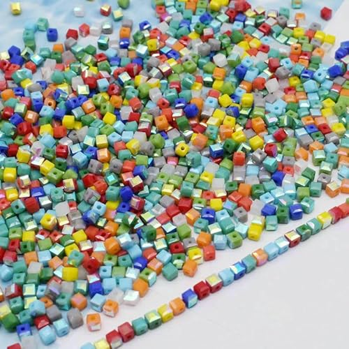 Farbe 4,0 mm, 100 Stück, tschechische Kristallglasperlen, Würfel, quadratische Kristallperlen, Charms, farbige Bonbonperlen für die DIY-Schmuckherstellung, 10–4,0 mm, 100 Stück von HDJSDB