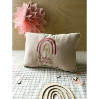 Namenskissen Musselin Beige Mit Regenbogen Herz Und Name Personalisierbar von HEJMARYetsy