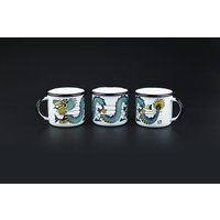 Emaille Becher - Surfing Dragon | Trinkbecher 350 Ml Robustes Outdoor-Design Handgefertigtes Unikat Drachenmotiv Im Vintage Stil von HELDBERGSGAMES
