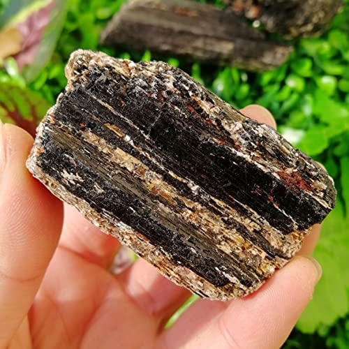 Natürlicher schwarzer Turmalin-Edelstein-Exemplar, mit Kombination aus Kristallen und goldenen Glimmersteinen, HEPBAK (Größe: 300-400g) von HEPBAK