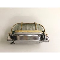 Neu Aluminium & Messing Schiff Nautisch Antike Wandhalterung Durchgang Oval Licht Lot 10 von HERITAGEANTIQUESUSA