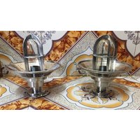 Weihnachten Festival 2021 Sale Industrial Style Kleine Replik Bulkhead Deckenhalter Lampe Mit Birne Beschützer Käfig & Abdeckung Schirm Lot 2 von HERITAGEANTIQUESUSA