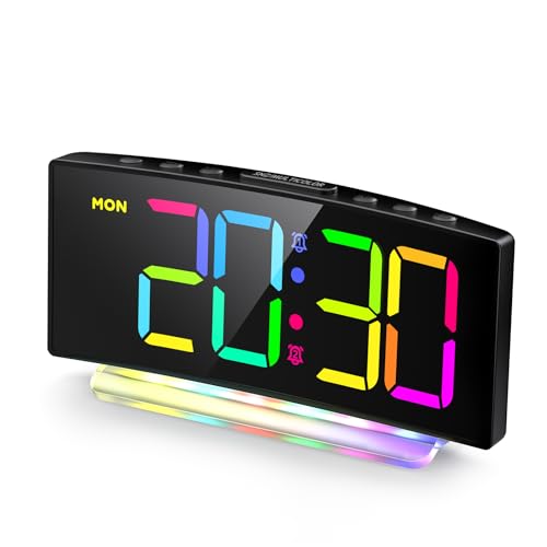 HERMIC Wecker, Wecker Digital LED mit 7 Farben RGB Nachtlicht, Netzbetrieben Digitalwecker mit 8 Farben Digitalanzeige, 2 Alarme, Snooze, 12/24h, Einstellbare Lautstärke und Helligkeit (inkl. Adapter) von HERMIC