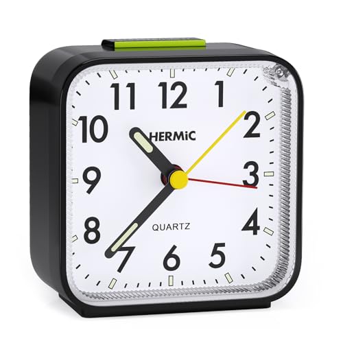 HERMIC Wecker Analog Ohne Ticken Wecker mit Licht, Batteriebetrieben, Lauter Alarm, Schlummerfunktion, Geräuschlos, Leuchtziffern Tragbarer Wecker Leise Klein Reisewecker für Tiefschläfer HERMIC Wecker Analog Ohne Ticken Wecker mit Licht, Batteriebetrieben, Lauter Alarm, Schlummerfunktion, Geräuschlos, Leuchtziffern Tragbarer Wecker Leise Klein Reisewecker für Tiefschläfer von HERMIC