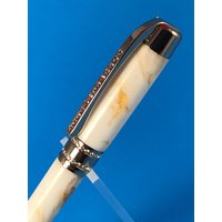 Weiss Und Gold Kugelschreiber Mit Swarovski Kristallen von HFTPenStore