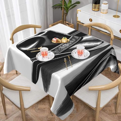 HHGFASD Quadratische Tischdecke mit Cowboyhut-Muster, 152,4 x 152,4 cm, wasserdicht, knitterfrei, wiederverwendbar, für Cafés, Buffet, Picknicks, Hochzeiten, Partys HHGFASD Quadratische Tischdecke mit Cowboyhut-Muster, 152,4 x 152,4 cm, wasserdicht, knitterfrei, wiederverwendbar, für Cafés, Buffet, Picknicks, Hochzeiten, Partys von HHGFASD