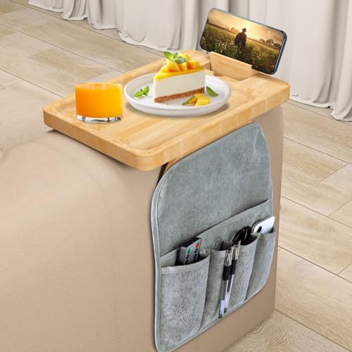 Couch-Armtablett mit abnehmbarer Tasche, Bambus-Clip-On-Sofa-Arm-Tablett mit 360°-Handyhalterung, faltbarer Couch-Beistelltisch für Heimgetränke/Snacks/Geräte von HKKDKTA