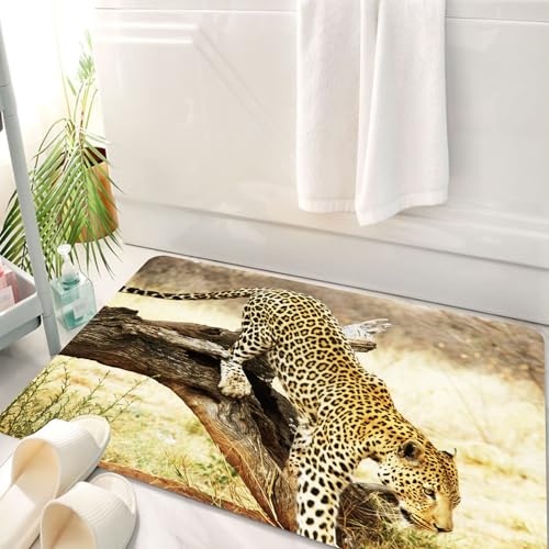 HKPOEQ Badematte Weiche Badteppich rutschfest Badzimmermatte Teppich Badezimmerteppich Duschmatte & Schlafzimmer,Tier, EIN majestätischer Leopard, unten im verwitterten Holz, umgeben von GOL,50x80 cm von HKPOEQ