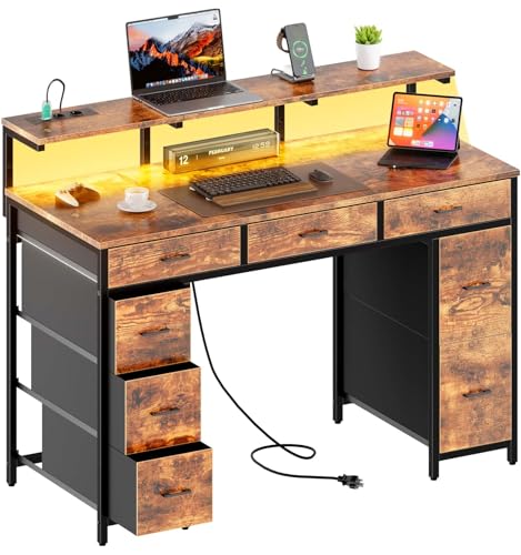 HLONONE Schreibtisch mit 8 Schubladen, Computertisch mit 2 Steckdosen und 2 USB Ladeanschluss, Bürotisch mit LED und Monitorständer, PC Tisch für Büro, Wohnzimmer, 120 x 50 x 74 cm, Braun von HLONONE