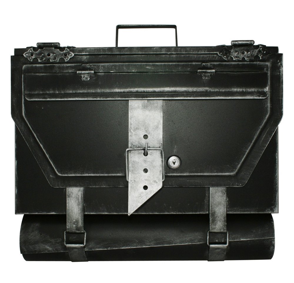 HMF Wandbriefkasten robuster Briefkasten Antik UNIKAT Aktentasche Design, mit Zeitungsrolle, 40 x 25 x 8 cm, Silber-Schwarz HMF Wandbriefkasten robuster Briefkasten Antik UNIKAT Aktentasche Design, mit Zeitungsrolle, 40 x 25 x 8 cm, Silber-Schwarz von HMF