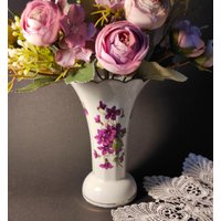 Kleine Vintage Porzellan Blumenvase Von Bareuther Germany - Kleine Mit Einem Veilchenstrauß von HMJewelryandVintage