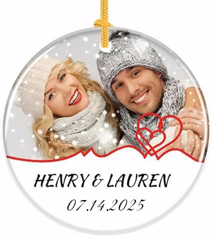 HOBULL Personalisierte Weihnachtskugeln mit Foto,Personalisiert 2024 Weihnachtsbaumschmuck,Foto Weihnachtsdekorationen für Paare,Familie,Freunde,Kinder HOBULL Personalisierte Weihnachtskugeln mit Foto,Personalisiert 2024 Weihnachtsbaumschmuck,Foto Weihnachtsdekorationen für Paare,Familie,Freunde,Kinder von HOBULL