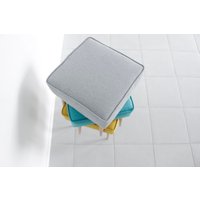Gepolsterter Hocker von HOGOFOGOredesign