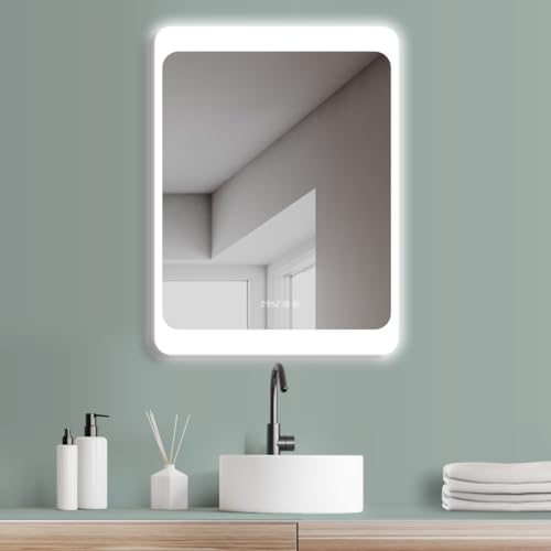 HOKO LED Badspiegel 60x80 cm Duisburg + ANTIBESCHLAG SPIEGELHEIZUNG + DIGITAL Uhr. Spiegel fürs Bad mit Touch Schalter + LED Licht Wechsel-Warmweiß-Kaltweiß-Neutral von HOKO