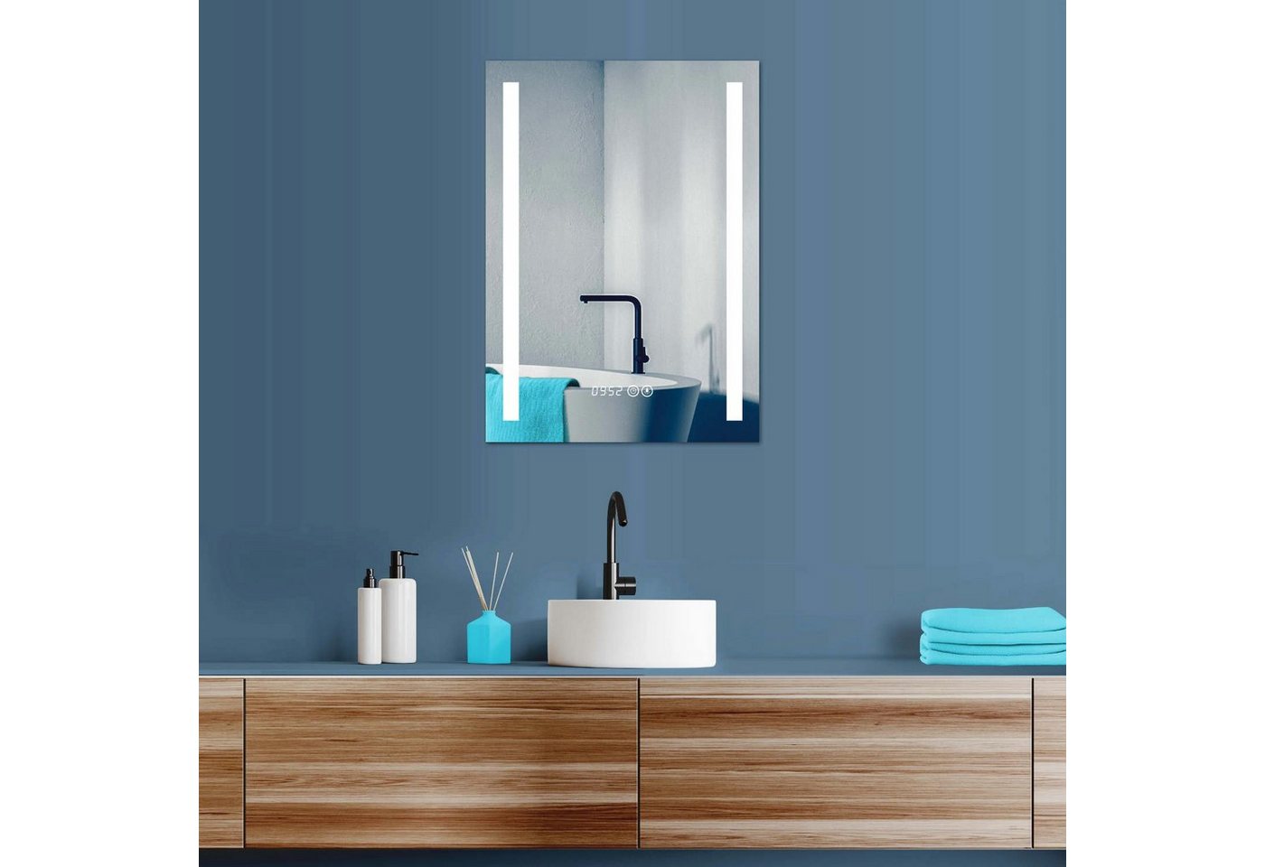 HOKO Badspiegel LED Design Wandspiegel 50x70/60x80cm+Uhr+ LED Wechsel (Warmweiß - Kaltweiß - Neutral. Licht mit Touch Schalter und mit Wandschalter einschaltbar. Memory-Funktion.IP44, 5mm HD Glass) von HOKO