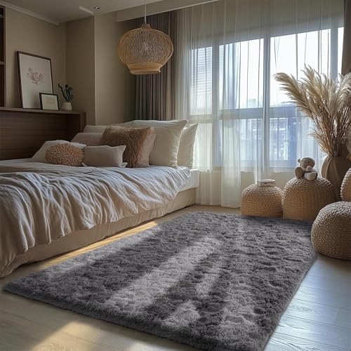 Teppich Wohnzimmer Waschbar 120 x 140 cm Kurzflor rutschfest Flauschig Fellteppich Shaggy Flauschig Weich Modernes Einfarbiges Design für Schlafzimmer Kinderzimmer, Hellgrau von HOKXUAN
