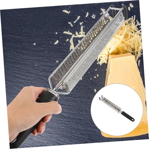 HOLIDYOYO Edelstahl Käsereibe mit Schutz Multifunktionaler Gemüseschneider für Käse Ingwer Knoblauch Leicht Langlebig mit Aufhängeloch für Küche und Camping von HOLIDYOYO