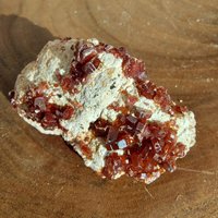 Vanadinit Cluster Klein von HOLZKRISTALL