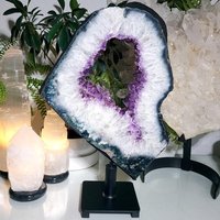 xxl Amethyst Portal Mit Rotierbarem Stand von HOLZKRISTALL