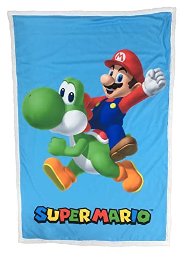 Homadict Sherpa-Decke Super Mario – 100 x 150 cm – Fleecedecke weich & warm – Mario & Yoshi – hohe & Bequeme Qualität – offizielles Lizenzprodukt Homadict Sherpa-Decke Super Mario – 100 x 150 cm – Fleecedecke weich & warm – Mario & Yoshi – hohe & Bequeme Qualität – offizielles Lizenzprodukt von HÔMADICT