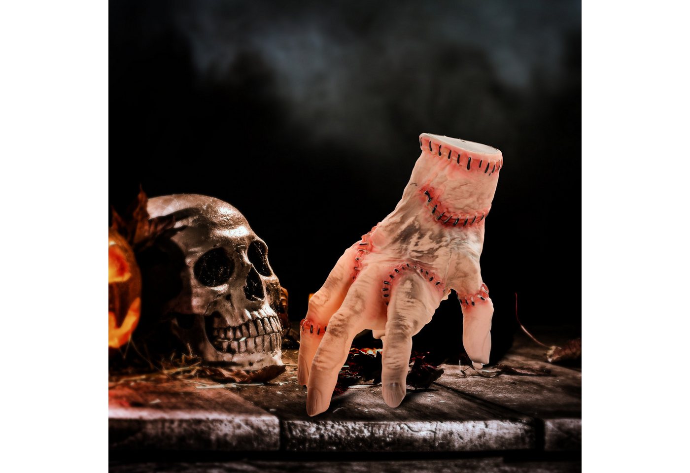 HOMCOM Dekofigur 21cm, mit Aktion-und Soundfunktion (Gruselrequisiten Dekorationen, 1 St., Realistisches Narbes Händchen), Horror-Requisiten Geeignet für Halloween und Cosplay von HOMCOM