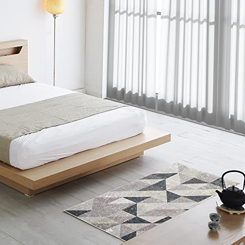 HOMCOM Teppich mit geometrischen Formen moderner Teppich für Schlafzimmer Wohnzimmer Küche Trenddesign Vliesbeschichtung Grau+Schwarz+Weiß 120 x 170 cm HOMCOM Teppich mit geometrischen Formen moderner Teppich für Schlafzimmer Wohnzimmer Küche Trenddesign Vliesbeschichtung Grau+Schwarz+Weiß 120 x 170 cm von HOMCOM