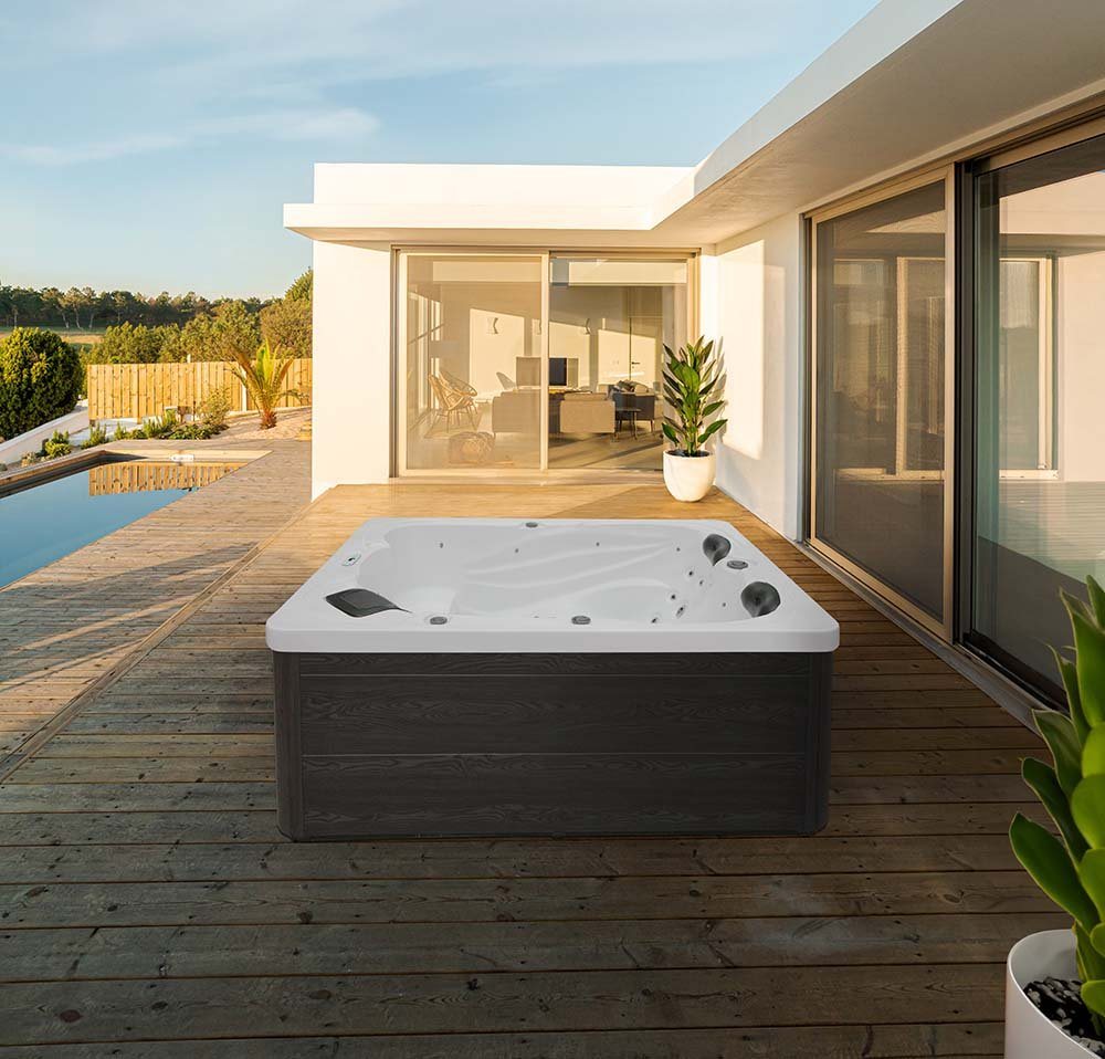 HOME DELUXE Whirlpool Outdoor Whirlpool SUNSET 20 x 156 x 82 cm, (Komplettset, 1-tlg., inkl. 32 Massagedüsen, 13 Lichtquellen & Ozon-Reinigungssystem), für bis zu 3 Personen, Außen Whirlpool von HOME DELUXE