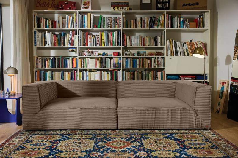 HOME OF COLORS Big-Sofa BIG CUBE – das kubische Sofa mit extra-tiefem, soften Sitzgefühl, in weichem Breitcord in vielen Farben HOME OF COLORS Big-Sofa BIG CUBE – das kubische Sofa mit extra-tiefem, soften Sitzgefühl, in weichem Breitcord in vielen Farben von HOME OF COLORS