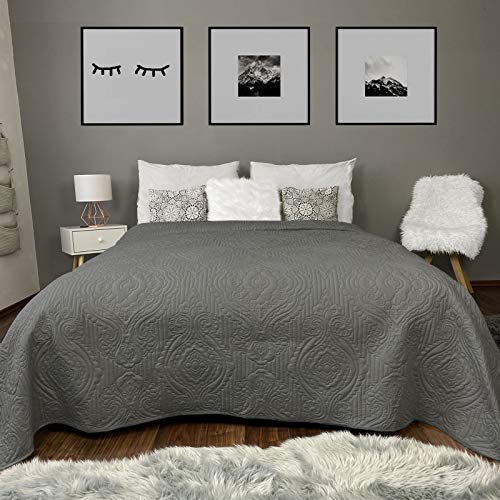 HOMELEVEL Tagesdecke Bett & Sofaüberwurf Bettüberwurf Sofa Tages Ornamente Decken Betthusse XXL Decke Überwurf Überdecke Dunkelgrau 240cm x 260cm von HOMELEVEL