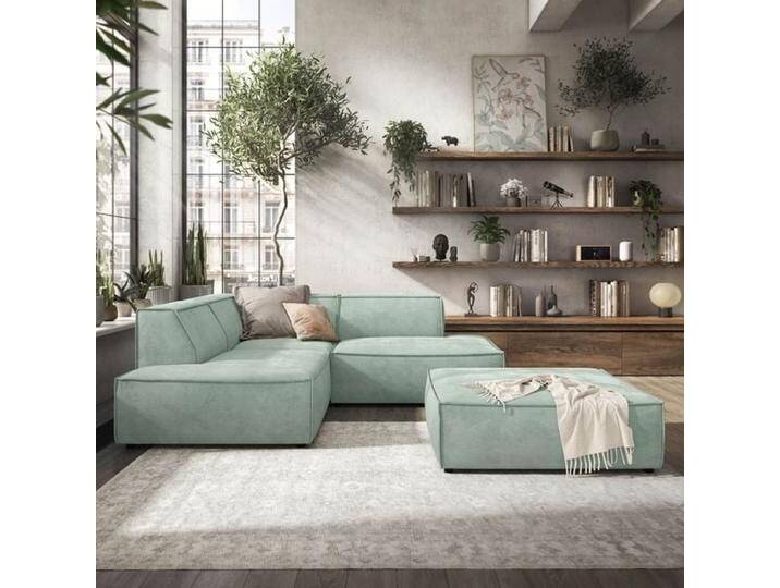 HOMELIV. Lennox Ecksofa mit Hocker Matrix Grün von HOMELIV