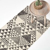 HOMESCAPES Baumwoll-Teppich Delphi mit geometrischem Muster in Schwarz-Weiß, 66 x 200 cm - Schwarz, Weiß von HOMESCAPES