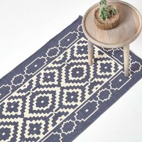 Baumwoll-Teppich Halmstad mit geometrischem Muster in Blau-Weiß, 66 x 200 cm - Homescapes von HOMESCAPES