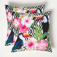 HOMESCAPES Gartenkissen Tukan mit Blumen – 2er-Set Outdoor Kissen 45 x 45 cm von HOMESCAPES