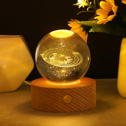 HOTUT 3D Kristallkugel Nachtlicht, LED Ball Lampe mit Netzschalter,6cm Warmes Licht Klein Sonnensystem Planeten Kristallkugel für Geburtstag Weihnachten Home Dekoration von HOTUT