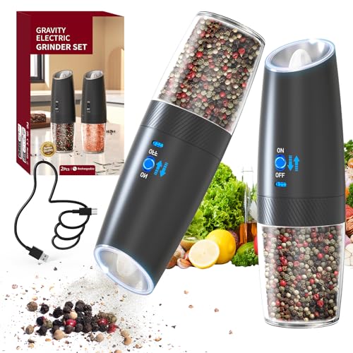 HOTUT Salz und Pfeffermühle Elektrisch Set, 2er USB-Aufladbare Elektrische Gewürzmühle mit Schwerkraftsensor, einstellbarer Grobheit mit Bürste, Automatisches Schleifen für BBQ Restaurant Küche HOTUT Salz und Pfeffermühle Elektrisch Set, 2er USB-Aufladbare Elektrische Gewürzmühle mit Schwerkraftsensor, einstellbarer Grobheit mit Bürste, Automatisches Schleifen für BBQ Restaurant Küche von HOTUT