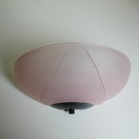 Wandlampe Aus Rosa Glas, Happy Light, 1980Er Jahre Wandlampe Aus Rosa Glas, Happy Light, 1980Er Jahre von HOTimelessVintage