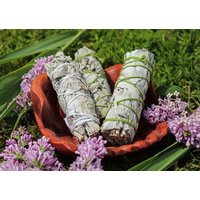 Weißer Salbei Räucherstäbchen | Weißer Salbei, Mit Lavendel von HPvillage