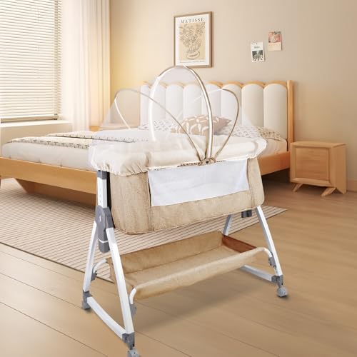 3 in 1 Beistellbett, 6-stufig Höhenverstellbar Reisebett mit Matratze & Rollen, Stubenwagen Baby ab Geburt bis 25 kg, 20° Neigung Babybett, schnelle Montage-80*40*100-115cm – gebrochenes Weiß 3 in 1 Beistellbett, 6-stufig Höhenverstellbar Reisebett mit Matratze & Rollen, Stubenwagen Baby ab Geburt bis 25 kg, 20° Neigung Babybett, schnelle Montage-80*40*100-115cm – gebrochenes Weiß von HUOLE