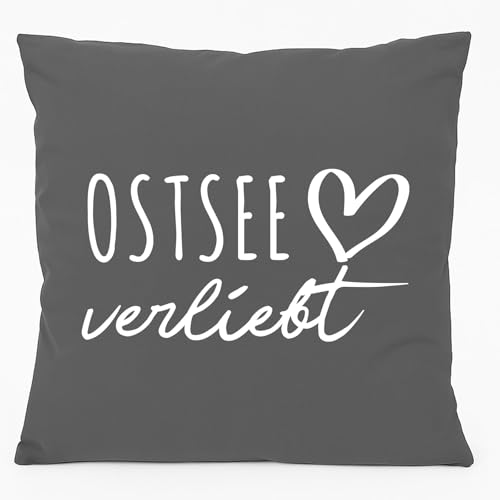 HUURAA Kissen Ostsee verliebt Deko Kopfkissen mit Füllung Steel Grey mit Namen deinem lieblings Meer Geschenk Idee für Freunde und Familie von HUURAA