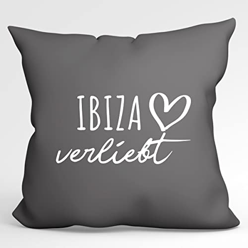 HUURAA Kissen Ibiza verliebt Deko Kopfkissen mit Füllung Steel Grey mit Namen deiner lieblings Insel Geschenk Idee für Freunde und Familie von HUURAA