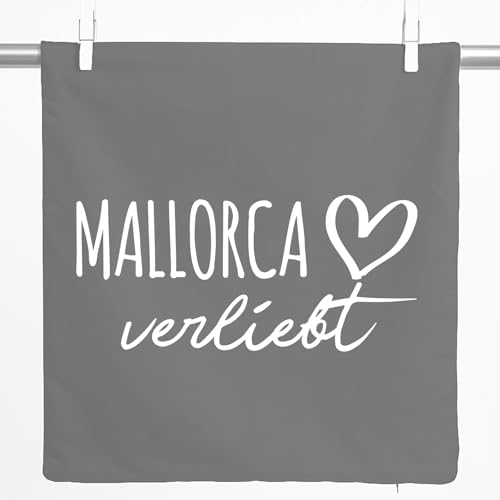 HUURAA Kissen Mallorca verliebt Deko Kopfkissen Steel Grey mit Namen deiner lieblings Insel Geschenk Idee für Freunde und Familie von HUURAA