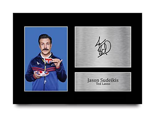 HWC Trading A4 Jason Sudeikis Ted Lasso Geschenke Gedrucktes Signiertes Autogramm Foto für Fans von Fernsehshows von HWC Trading