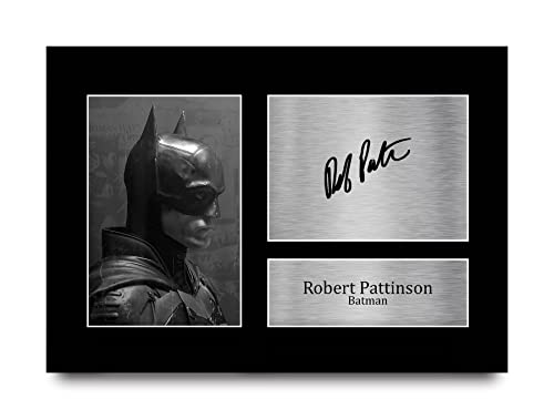 HWC Trading A4 Robert Pattinson The Batman Geschenke Geducktes Signiertes Autogramm Foto für Fans von Film Memorabilien von HWC Trading