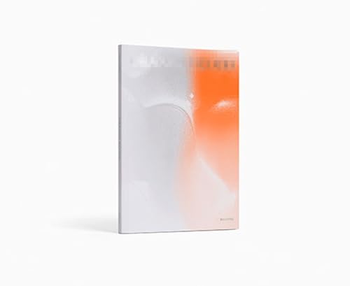 ENHYPEN - [ORANGE BLOOD] (ENGENE Ver.) Photo Book + CD-R + Photo Card A + Photo Card B + Message Card + Photo Sticker + Drawing Sticker + Postcard + 2 Pin Badges + 4 Extra Photocards von HYBE Ent.