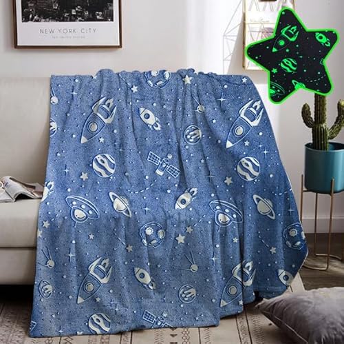 HZVRTN Kuscheldecke Kinder Einhorn/Dinosaurier/Weltraum Decke, kuscheldecke leuchtet im Dunkeln, warme Decke Flauschige Geschenke für Jungs mädchen Sofa Kinderdecke (Galaxy C, 130x150cm) von HZVRTN