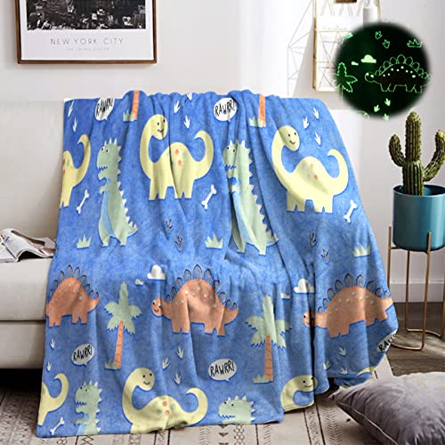 HZVRTN Kuscheldecke Kinder Einhorn/Dinosaurier/Weltraum Decke, kuscheldecke leuchtet im Dunkeln, warme Decke Flauschige Geschenke für Jungs mädchen Sofa Kinderdecke (Dinosaurier C, 150x200cm) von HZVRTN
