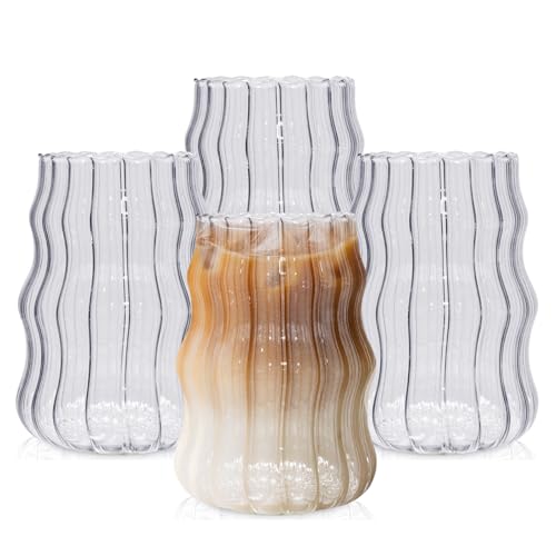 Haayymo Gerippte Trinkgläser mit 4er Set, 530ml Eiskaffeegläser, Wave Gläser Tumbler, Wassergläser,Longdrinkgläser,Trinkgläser, für Cocktail,Wasser, Soda Haayymo Gerippte Trinkgläser mit 4er Set, 530ml Eiskaffeegläser, Wave Gläser Tumbler, Wassergläser,Longdrinkgläser,Trinkgläser, für Cocktail,Wasser, Soda von Haayymo